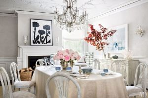 Louise and Vince Camuto Hamptons house dining